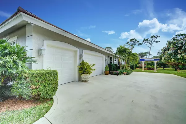 Jupiter, FL 33458,8402 SE Country Estates WAY