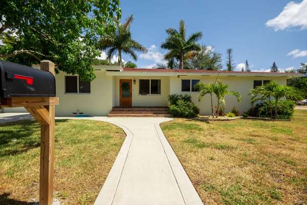 295 NE 129th ST,  North Miami,  FL 33161