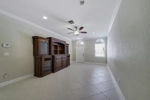 Delray Beach, FL 33445,81 Legacy CT