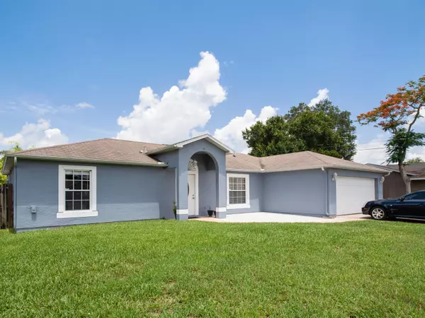 1732 SW Cloverleaf ST, Port Saint Lucie, FL 34953