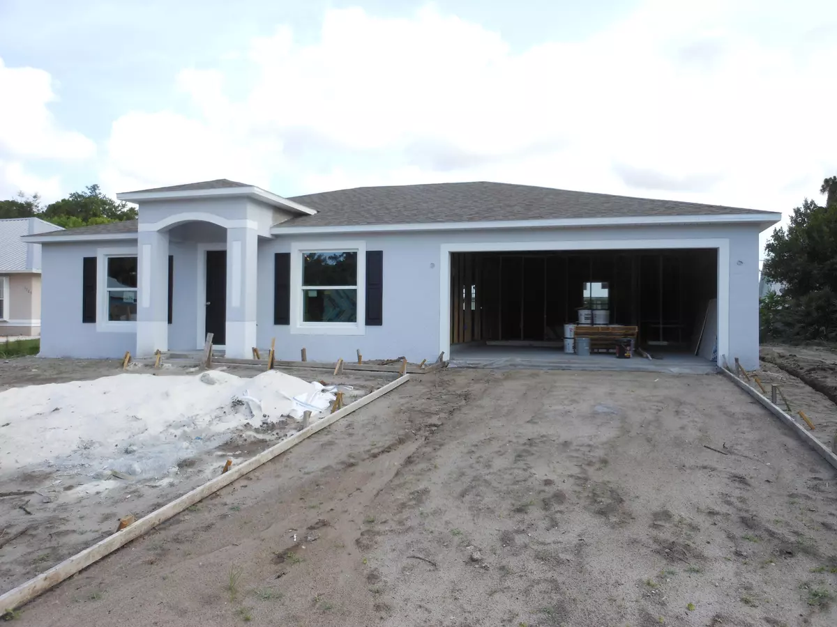 Vero Beach, FL 32962,1035 SW 17th PL