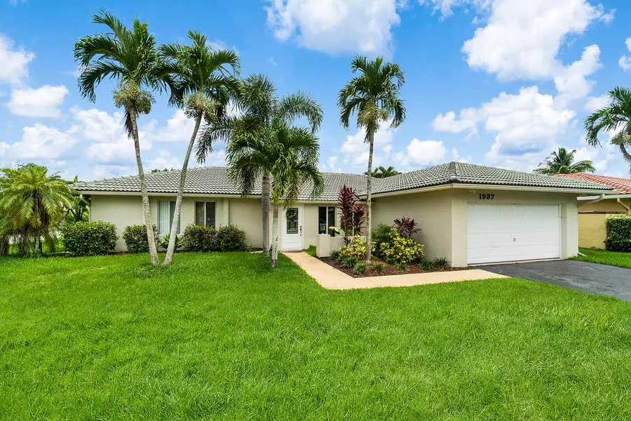 1937 NW 93rd TER, Coral Springs, FL 33071