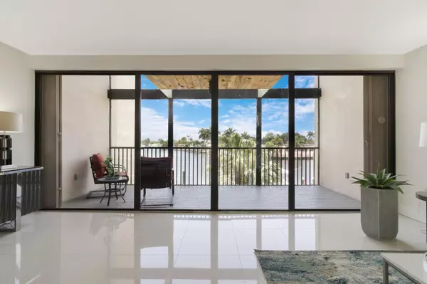 Pompano Beach, FL 33060,1100 SE 5th CT 75