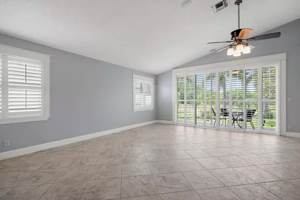 Delray Beach, FL 33445,700 Clearbrook Park CIR