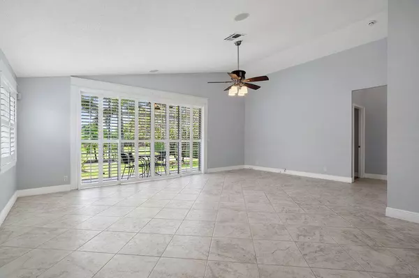 Delray Beach, FL 33445,700 Clearbrook Park CIR