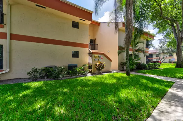 4176 S Carambola CIR 2173, Coconut Creek, FL 33066