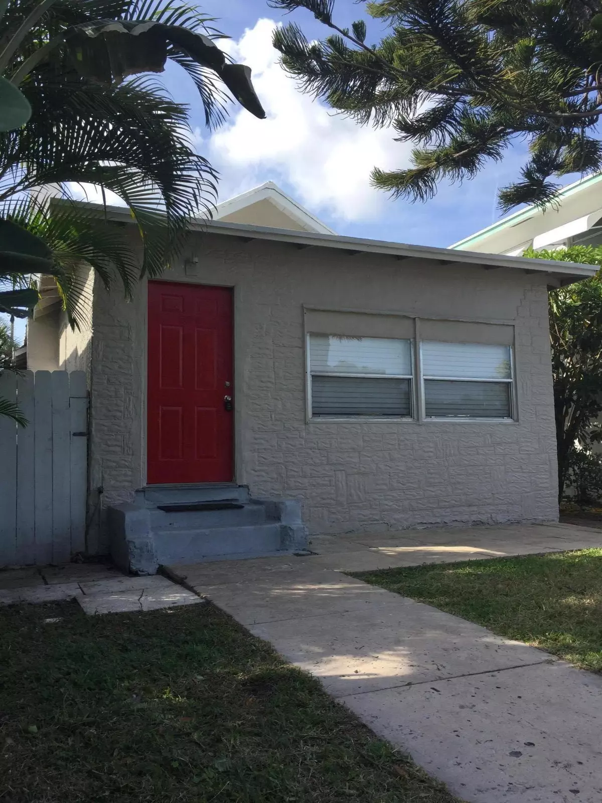 Lake Worth, FL 33460,225 N K ST