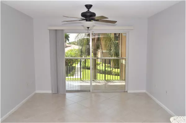 Jensen Beach, FL 34957,3733 NW Mediterranean LN 8-202