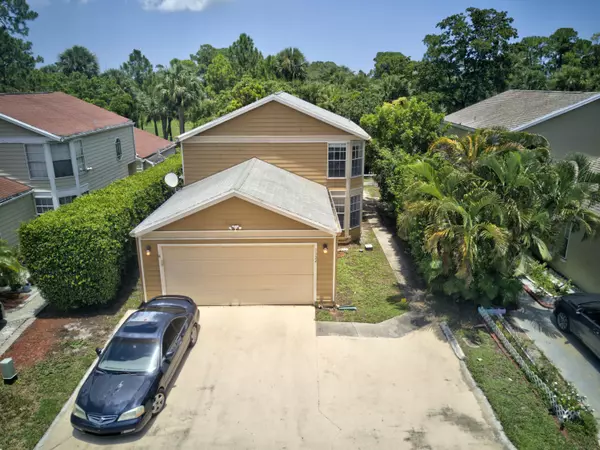 1332 Strawberry LN, West Palm Beach, FL 33415