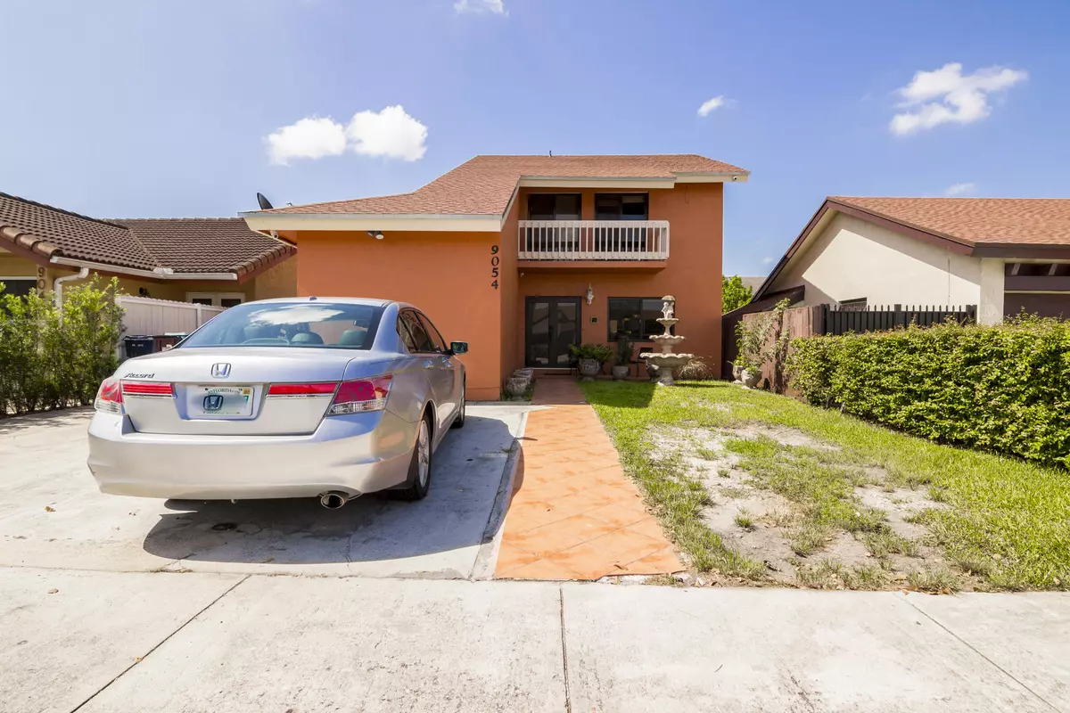 Miami, FL 33174,9054 SW 6th ST