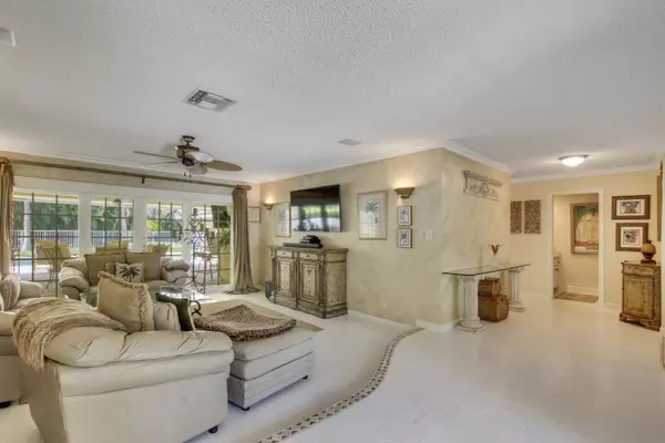 Boca Raton, FL 33431,2838 NW Banyan Boulevard CIR