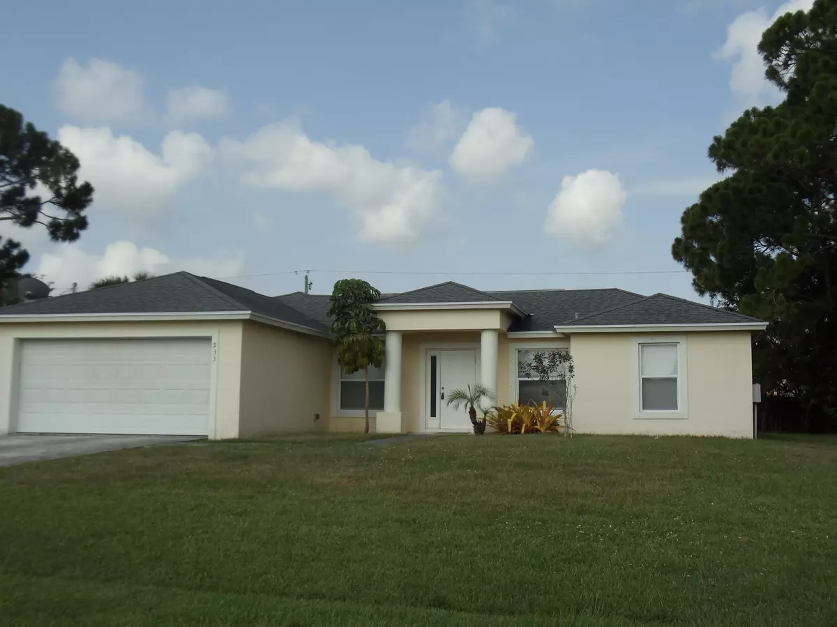 Port Saint Lucie, FL 34953,933 SW Mccall RD