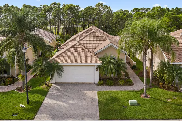 836 SW Munjack CIR, Port Saint Lucie, FL 34986