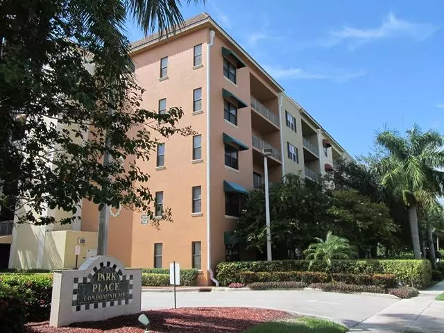 1610 Presidential WAY 203, West Palm Beach, FL 33401