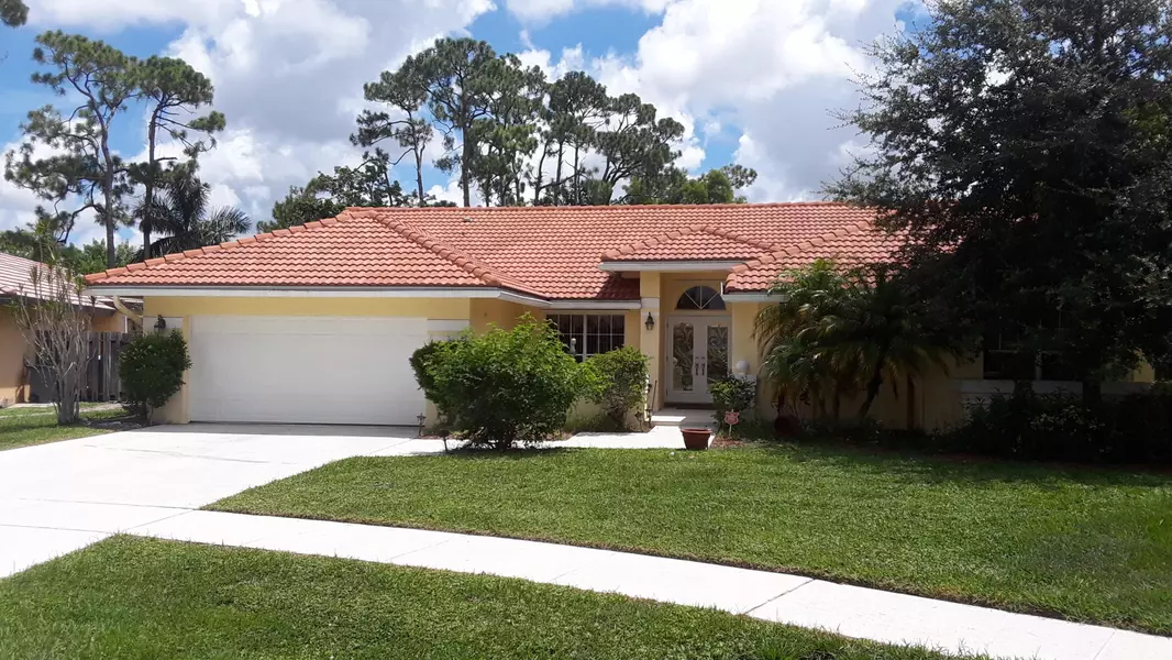 9549 E Carousel CIR, Boca Raton, FL 33434