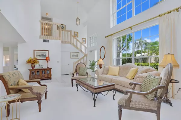 Tequesta, FL 33469,9213 SE Deerberry PL