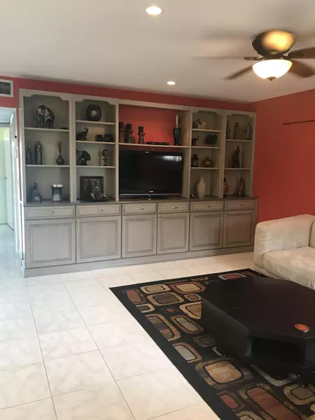 141 Tuscany B LN 141, Delray Beach, FL 33446