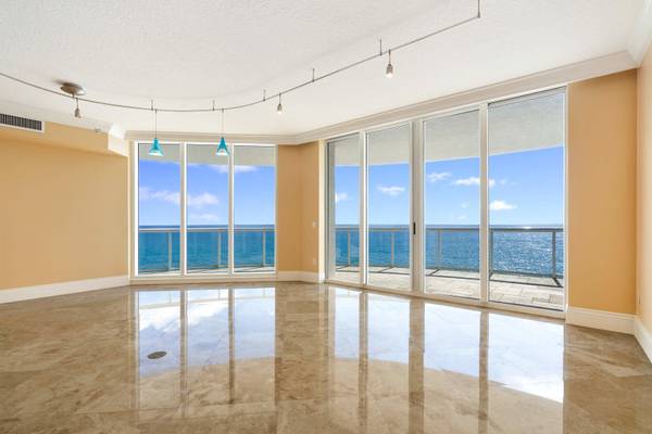 Riviera Beach, FL 33404,4600 N Ocean DR 901