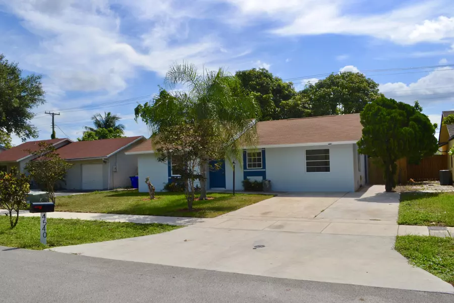 4540 NE 1st Avenue, Deerfield Beach, FL 33064