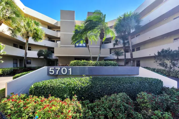 5701 Camino Del Sol 205, Boca Raton, FL 33433