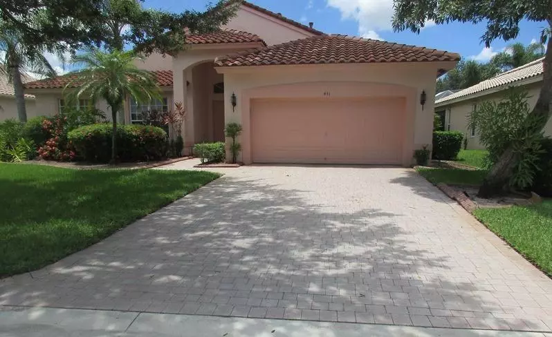 Port Saint Lucie, FL 34986,431 NW Coolwater CT