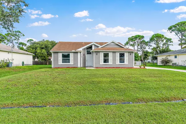 413 SE Strait AVE, Port Saint Lucie, FL 34983