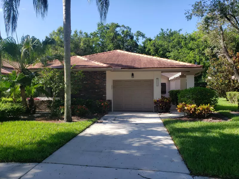 4684 Boxwood CIR, Boynton Beach, FL 33436