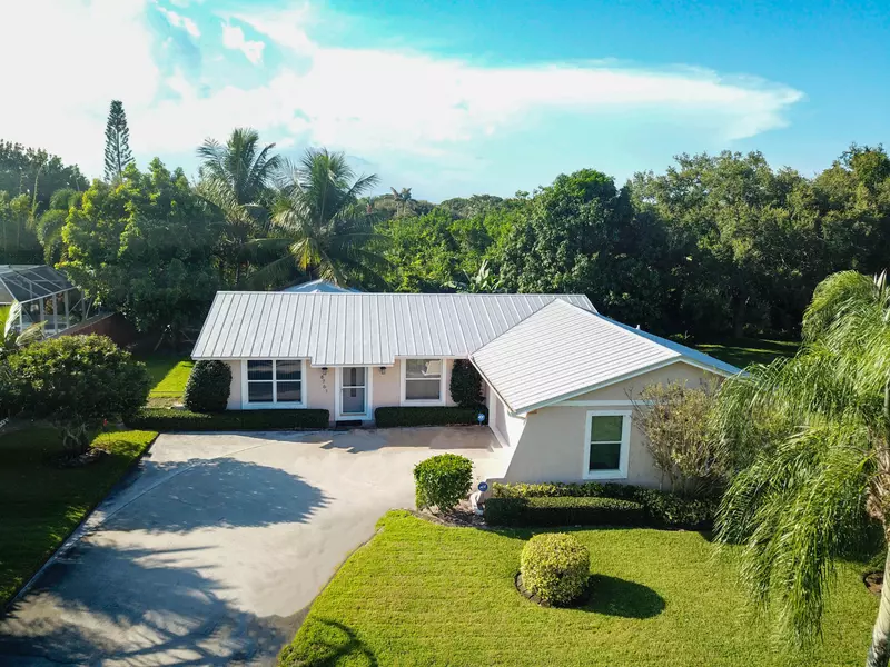 8761 SE Sandcastle CIR, Hobe Sound, FL 33455