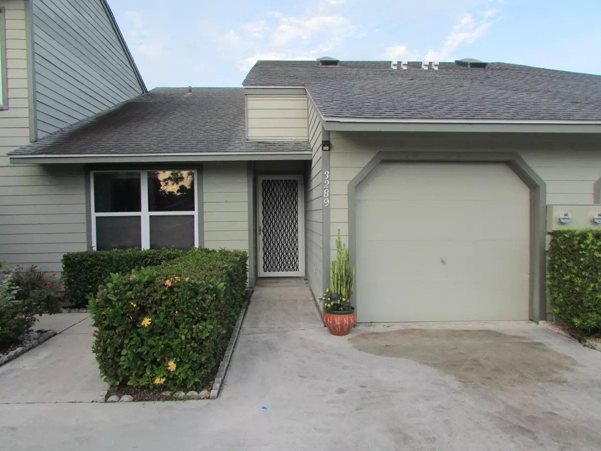 Jensen Beach, FL 34957,3289 NE Holly Creek DR