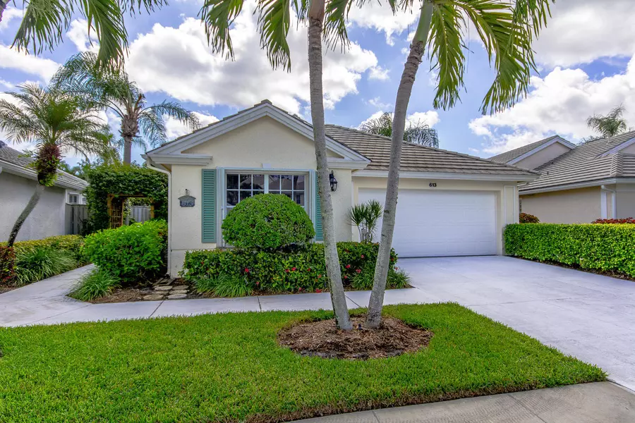 613 Masters WAY, Palm Beach Gardens, FL 33418