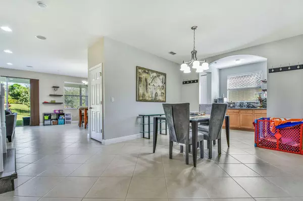 Royal Palm Beach, FL 33411,2231 Arterra CT