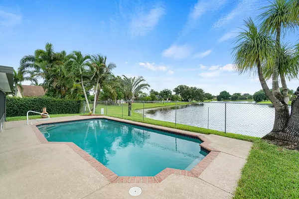 Boynton Beach, FL 33472,8354 Theresa RD