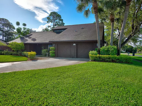 Wellington, FL 33414,13376 Northumberland CIR