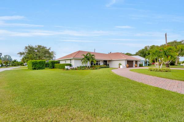 Tequesta, FL 33469,4 SE Turtle Creek DR