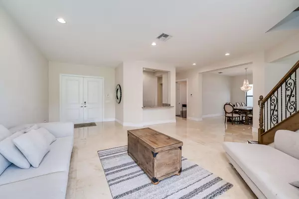 Delray Beach, FL 33446,9379 Eden Roc CT