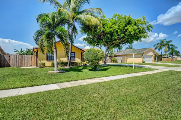 Lake Worth, FL 33463,5357 N Sandhurst CIR