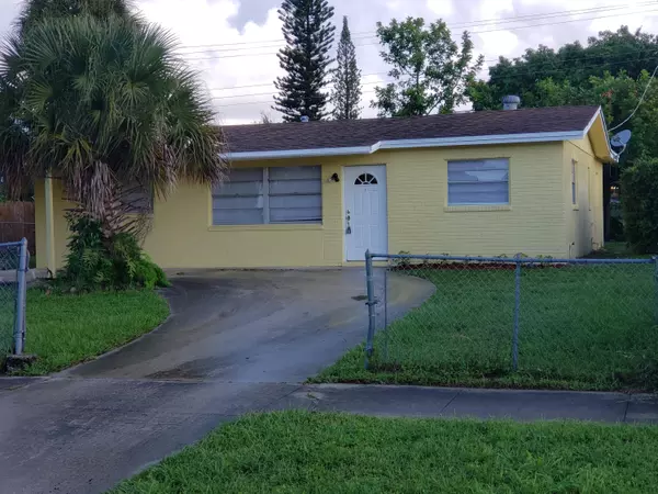 6153 Fair Green RD, West Palm Beach, FL 33417