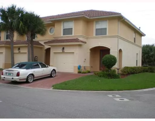 Palm Beach Gardens, FL 33418,6131 Seminole Gardens CIR