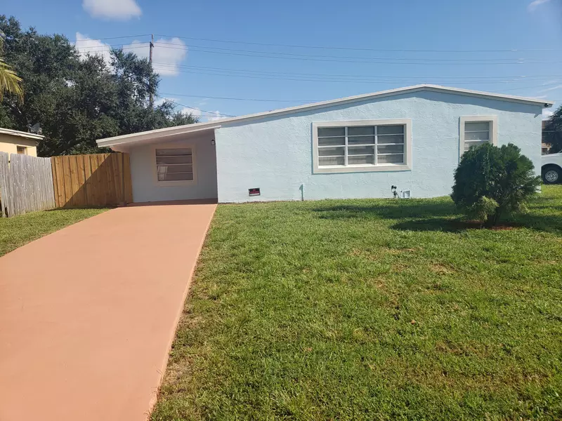 3204 French AVE, Lake Worth, FL 33461