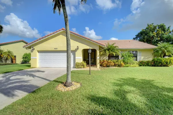 Boca Raton, FL 33428,9045 Red Oak LN