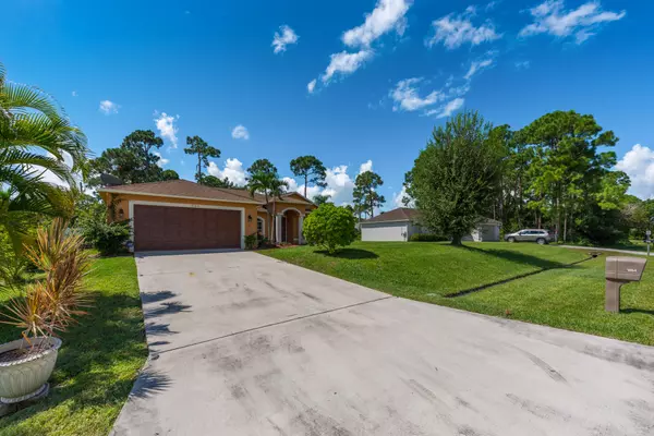 Port Saint Lucie, FL 34953,1864 SW Bellevue AVE