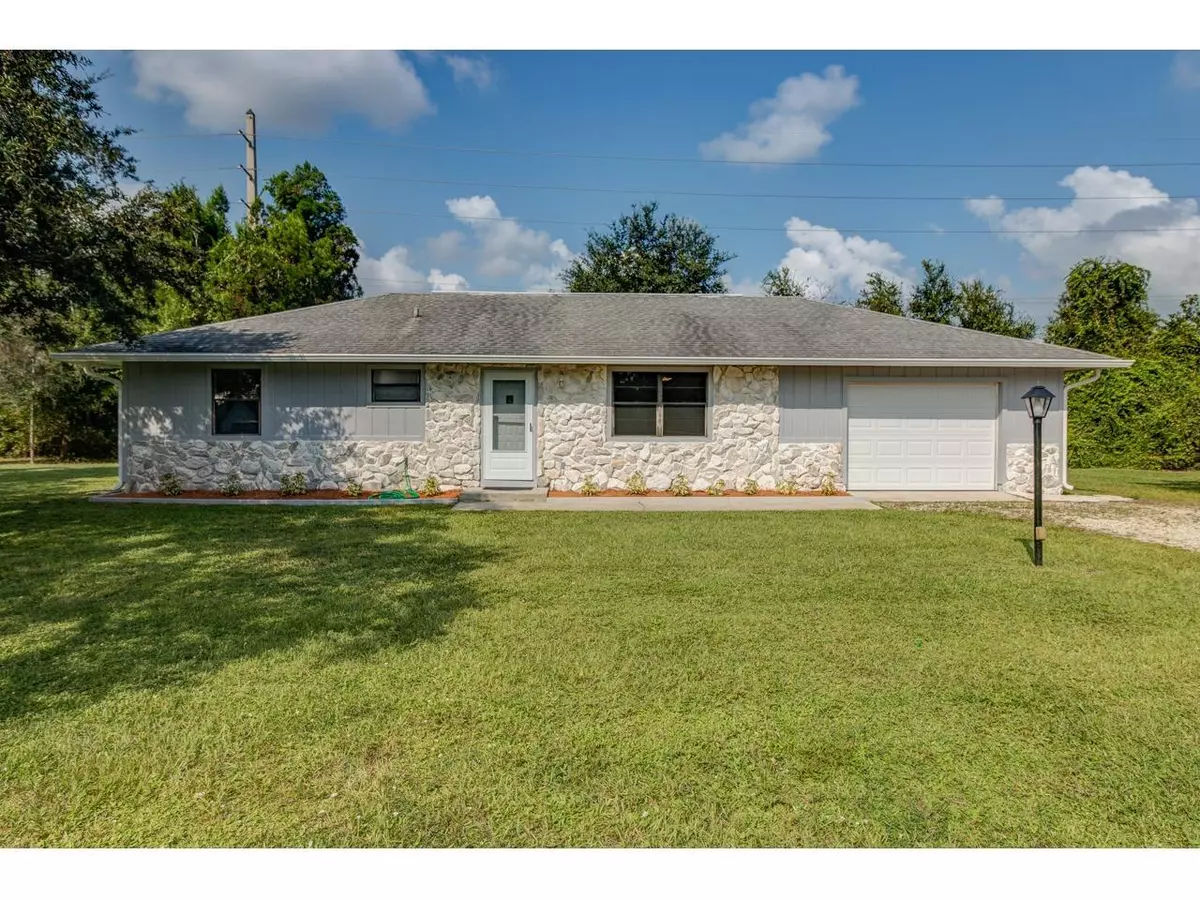 Micco, FL 32976,9830 Honeysuckle DR