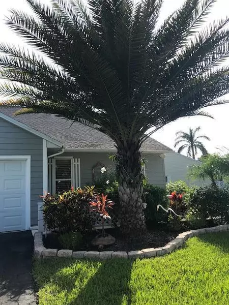 2506 SE Tropical E CIR, Port Saint Lucie, FL 34952