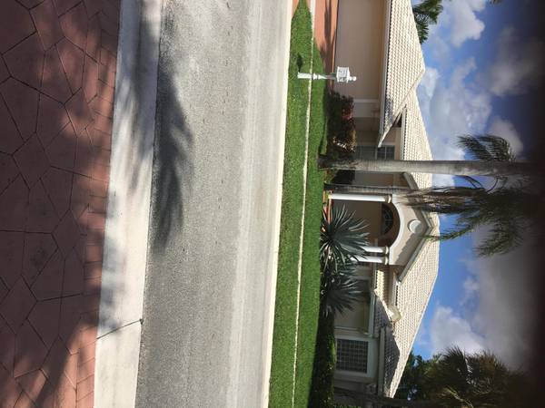 10564 Maple Chase DR, Boca Raton, FL 33498