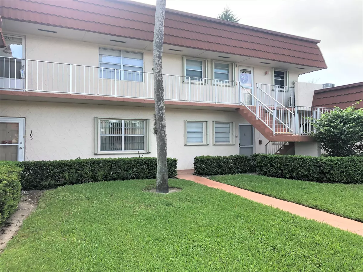 Royal Palm Beach, FL 33411,12016 S Greenway CIR 106