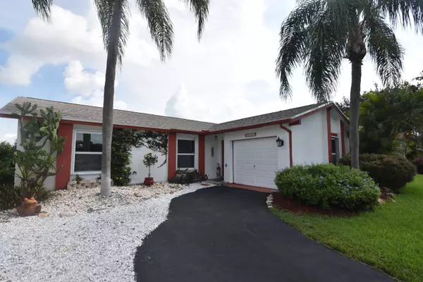 Boca Raton, FL 33498,10365 Greenbriar CT