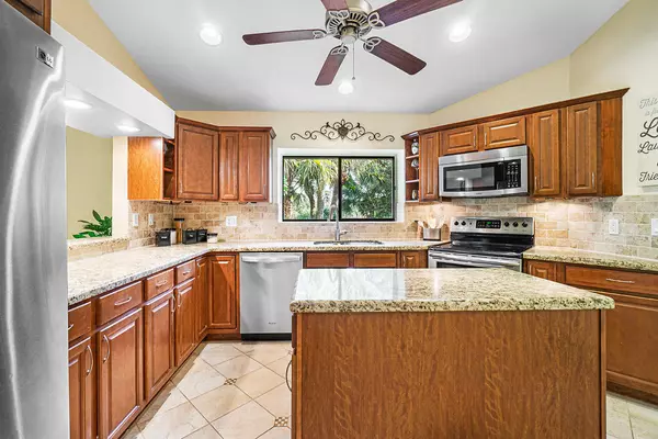 Palm Beach Gardens, FL 33418,1143 Duncan CIR 204
