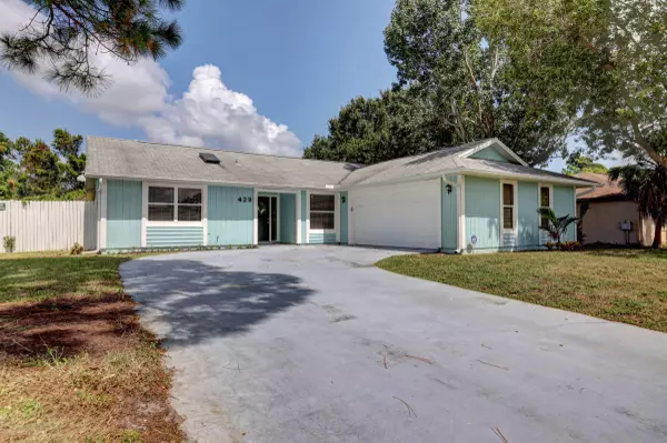 429 SE Langfield AVE, Port Saint Lucie, FL 34984