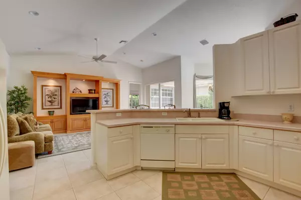 8409 Staniel Cay, West Palm Beach, FL 33411