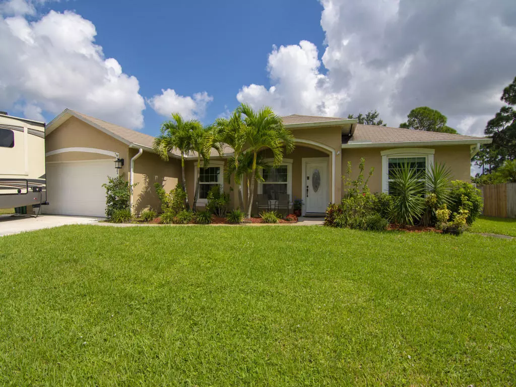 Port Saint Lucie, FL 34953,3437 SW Englewood ST